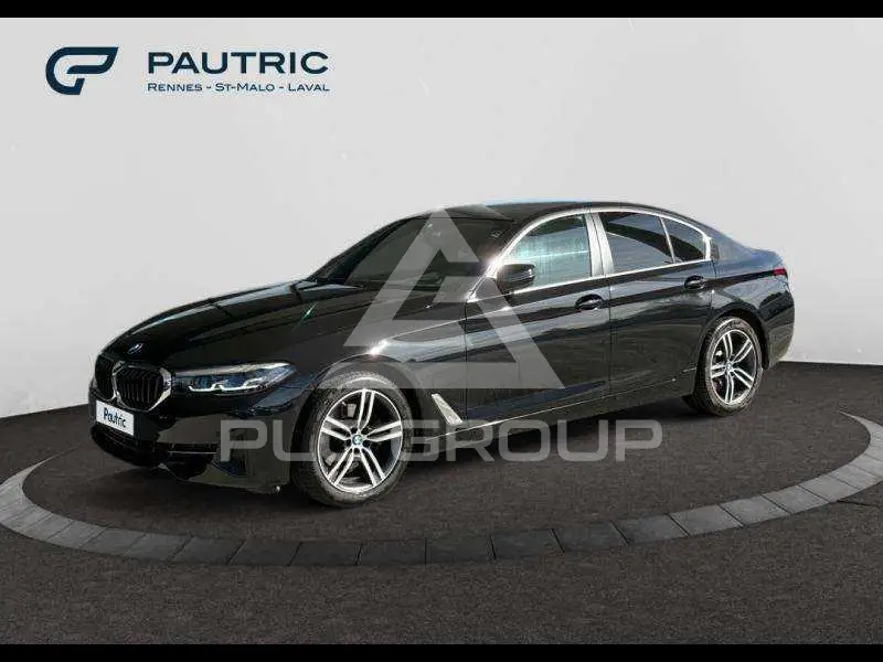 2023 BMW 518