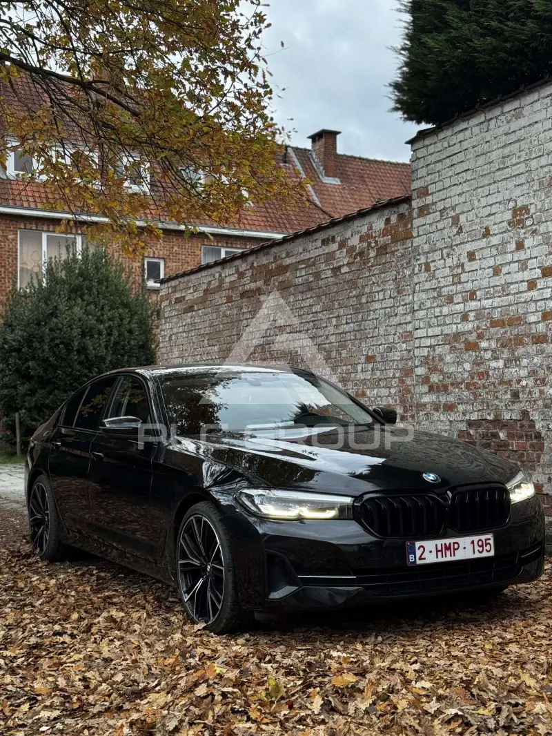 2023 BMW 518