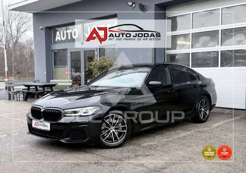 2023 BMW 518