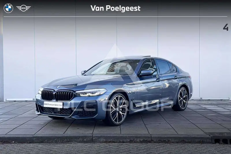 2023 BMW 545
