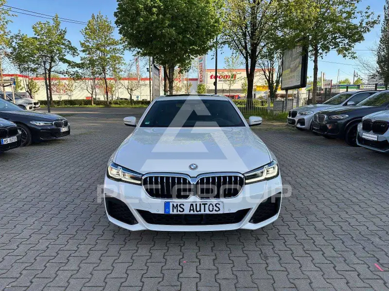 2023 BMW 545