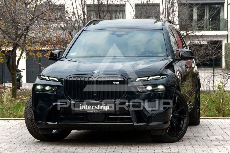2023 BMW X7