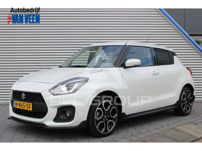 2023 Suzuki SWIFT