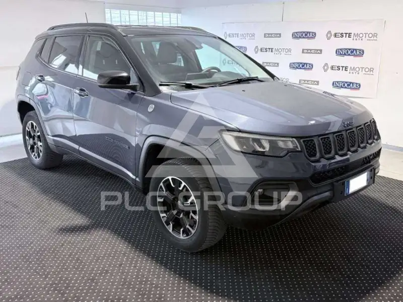 2023 Jeep COMPASS