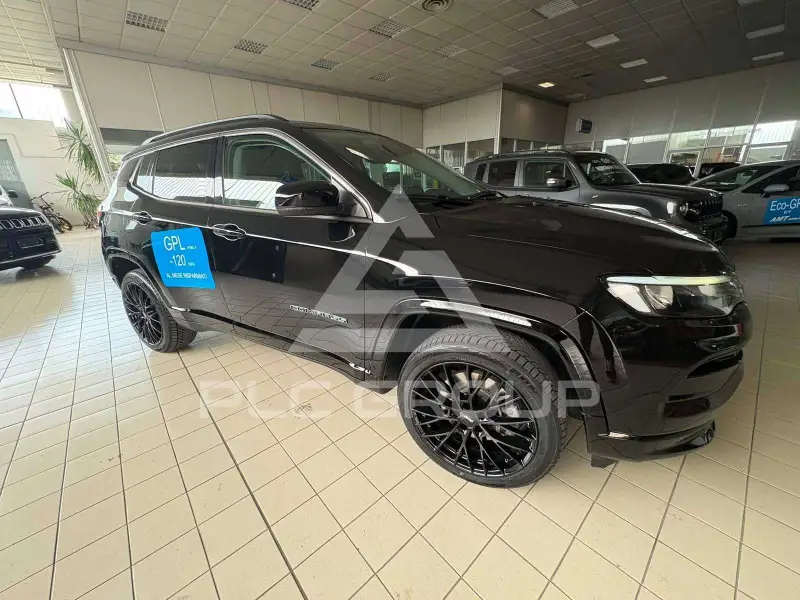 2023 Jeep COMPASS