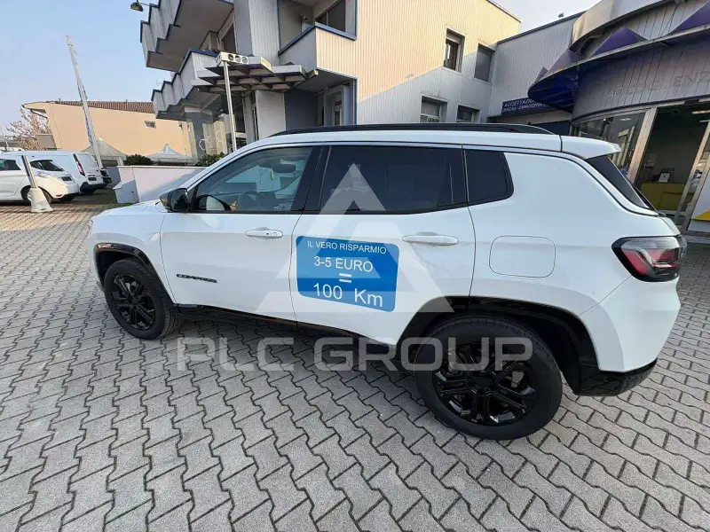 2022 Jeep COMPASS