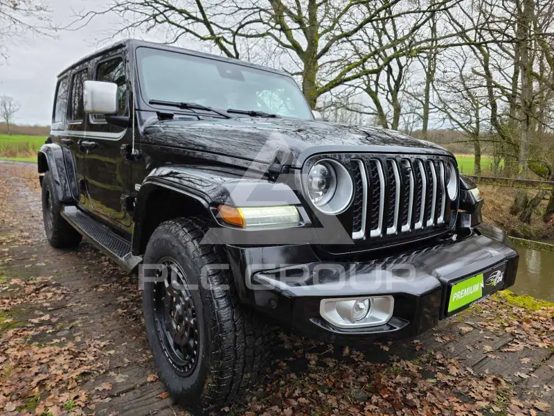 2023 Jeep WRANGLER