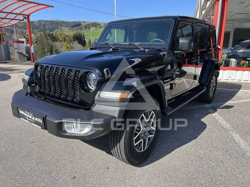 2023 Jeep WRANGLER