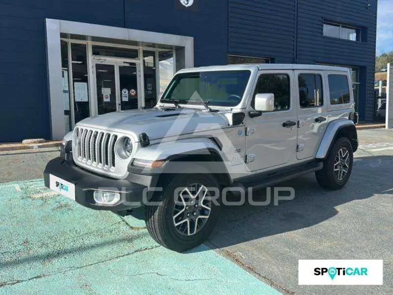 2023 Jeep WRANGLER