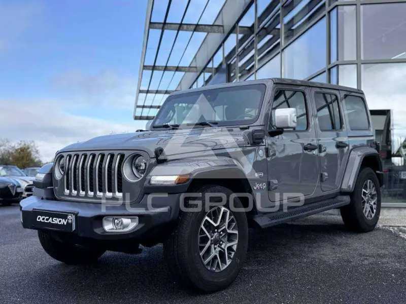 2023 Jeep WRANGLER
