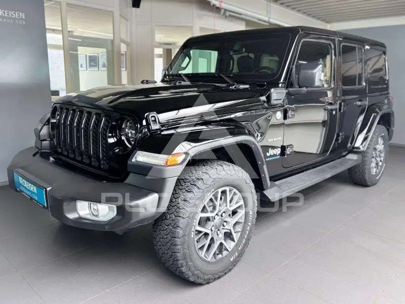 2023 Jeep WRANGLER