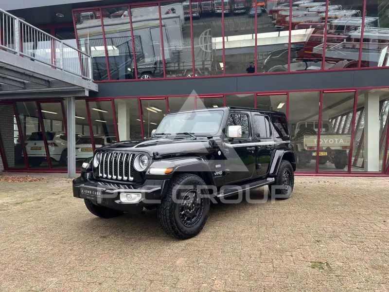 2023 Jeep WRANGLER