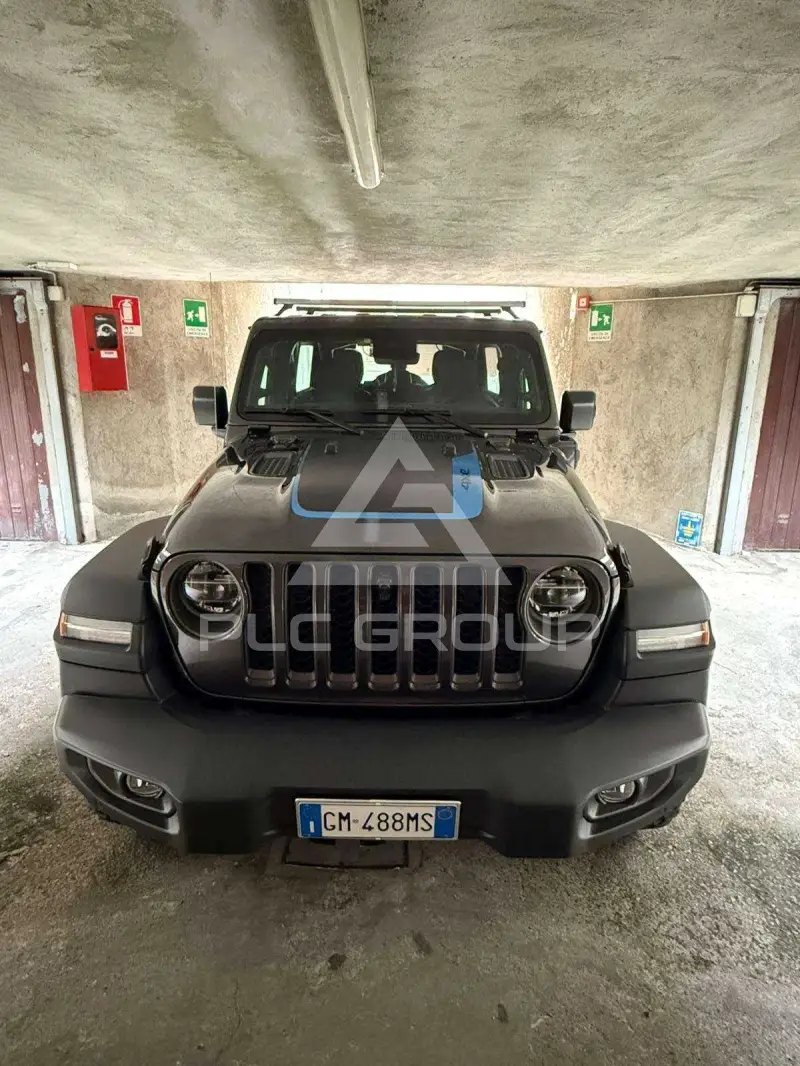 2023 Jeep WRANGLER