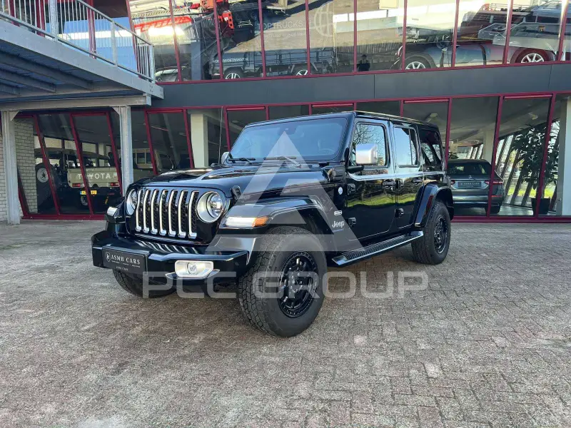 2023 Jeep WRANGLER