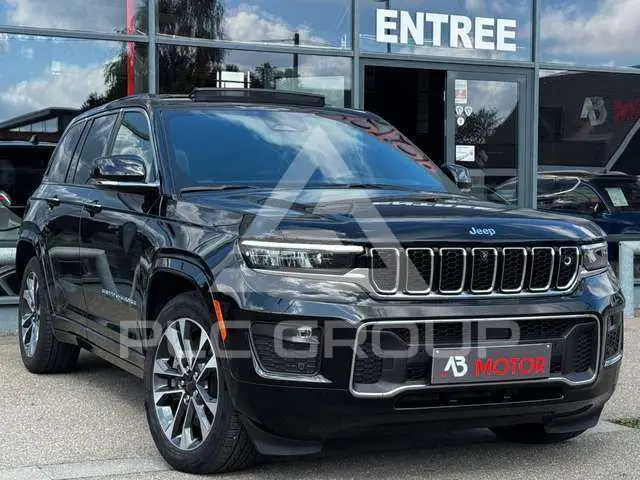 2023 Jeep Grand Cherokee