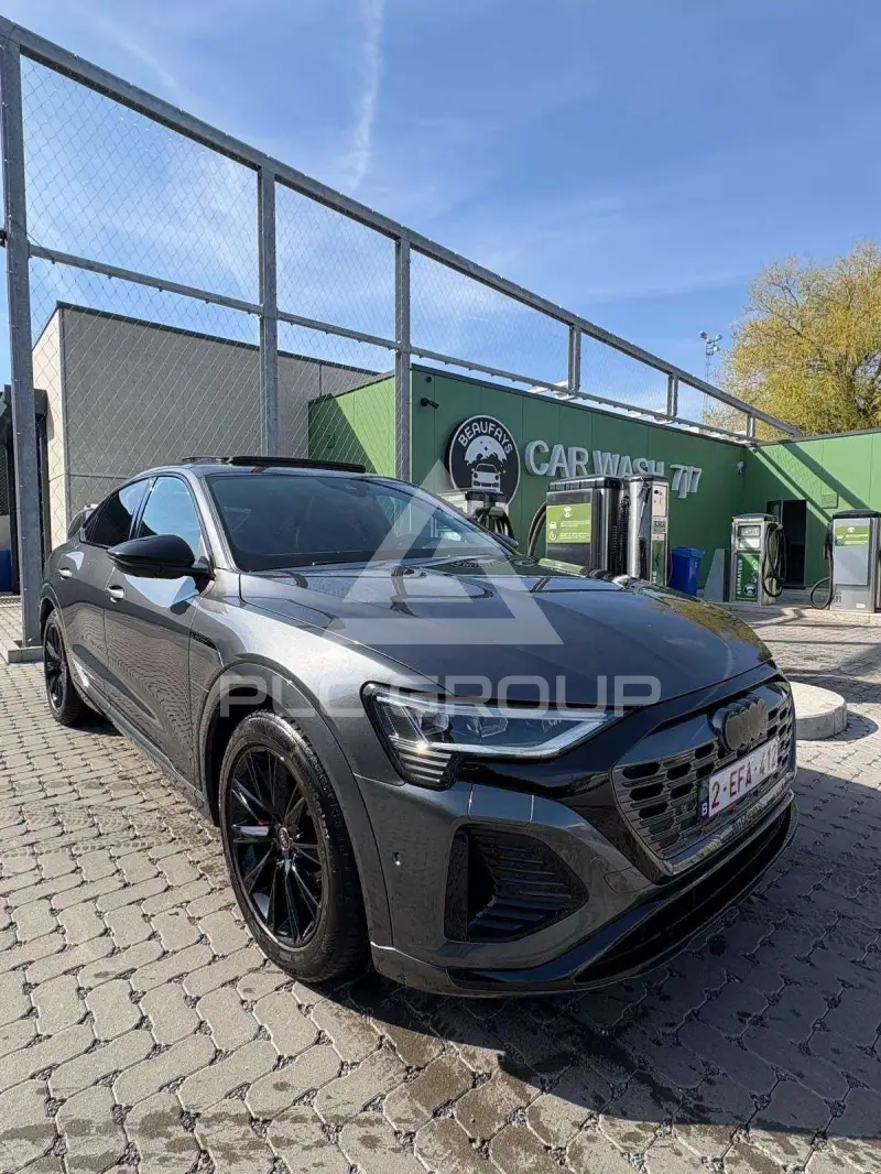 2023 Audi Q8