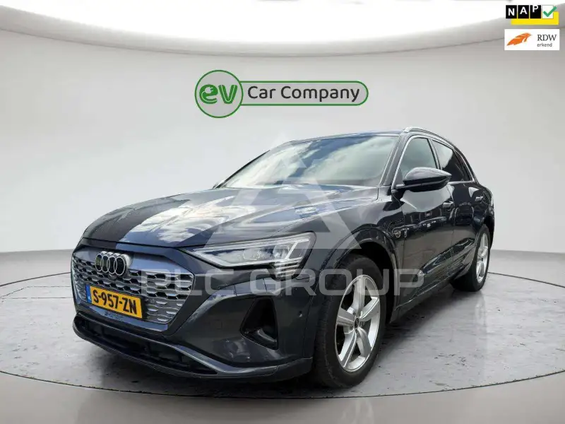 2023 Audi Q8
