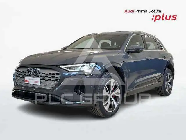 2023 Audi Q8