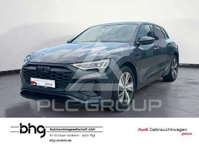 2023 Audi Q8
