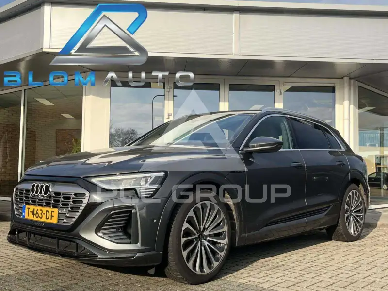 2023 Audi Q8