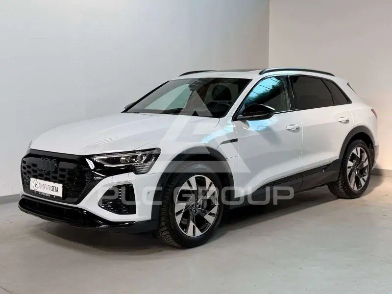 2023 Audi Q8