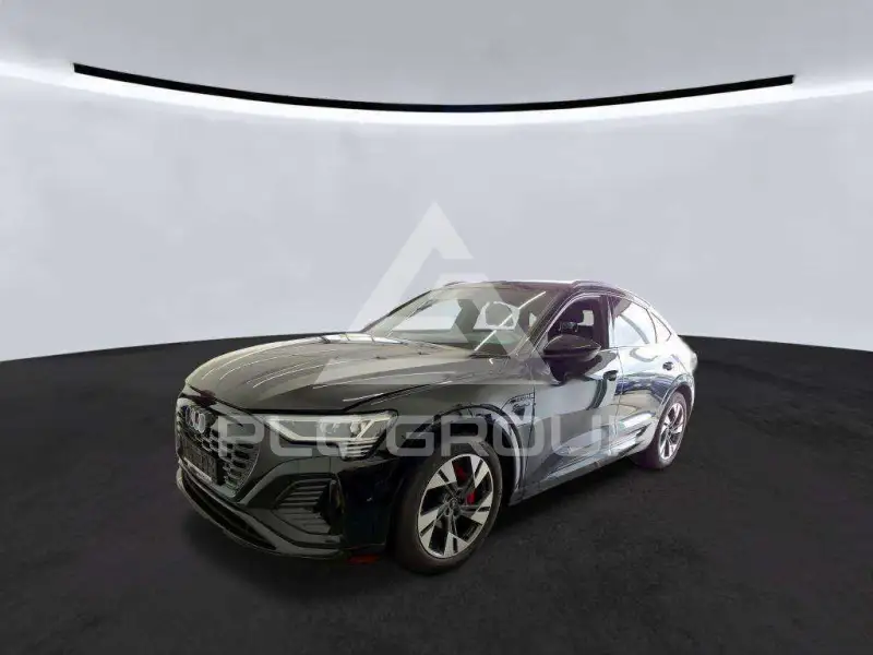 2023 Audi Q8
