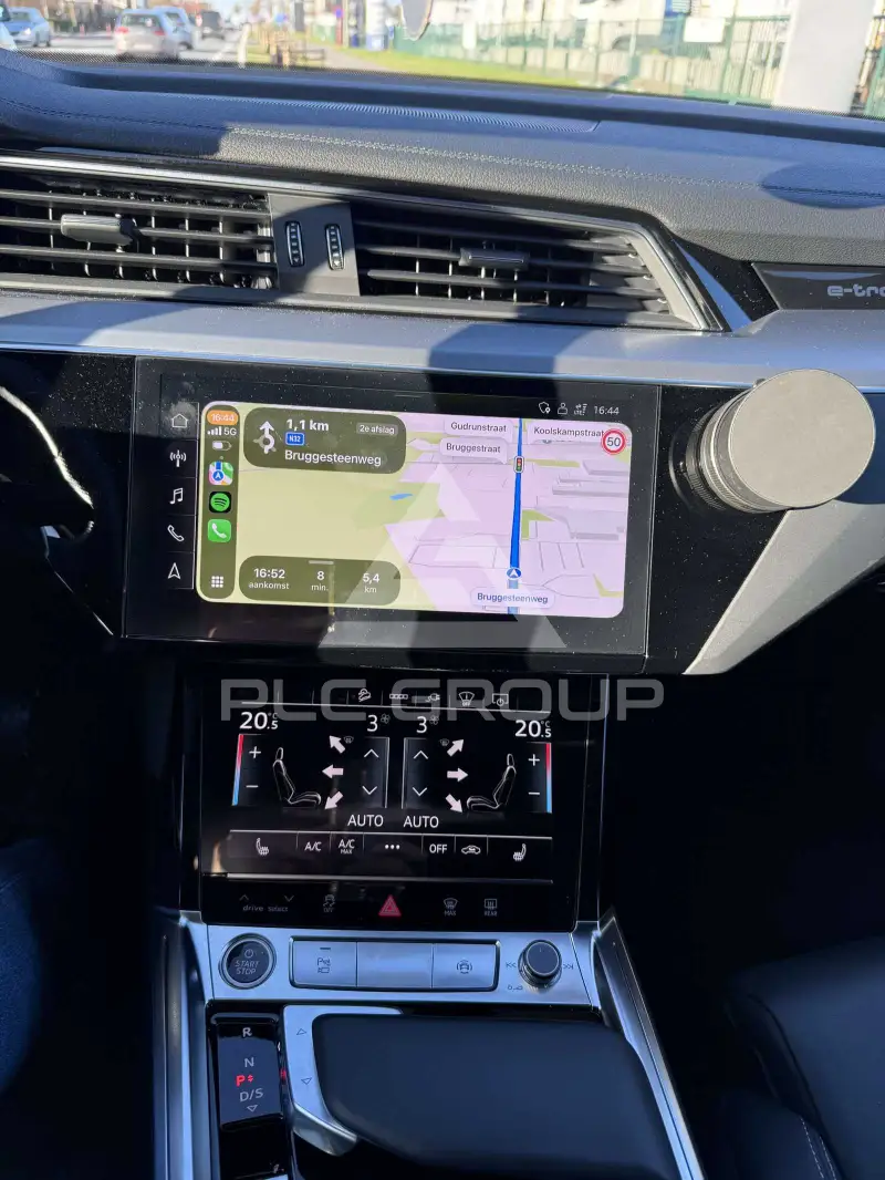 2023 Audi Q8