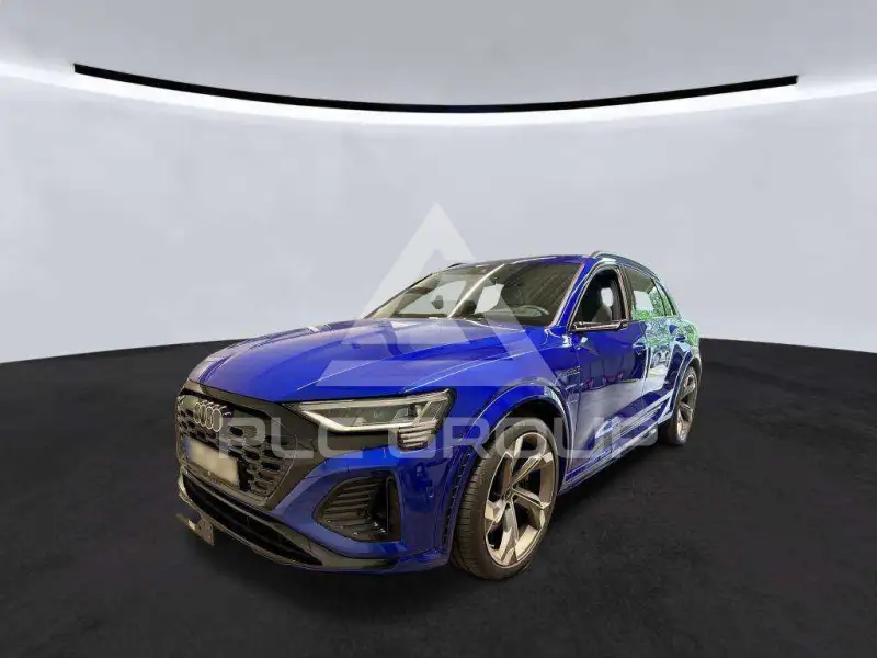 2023 Audi SQ8