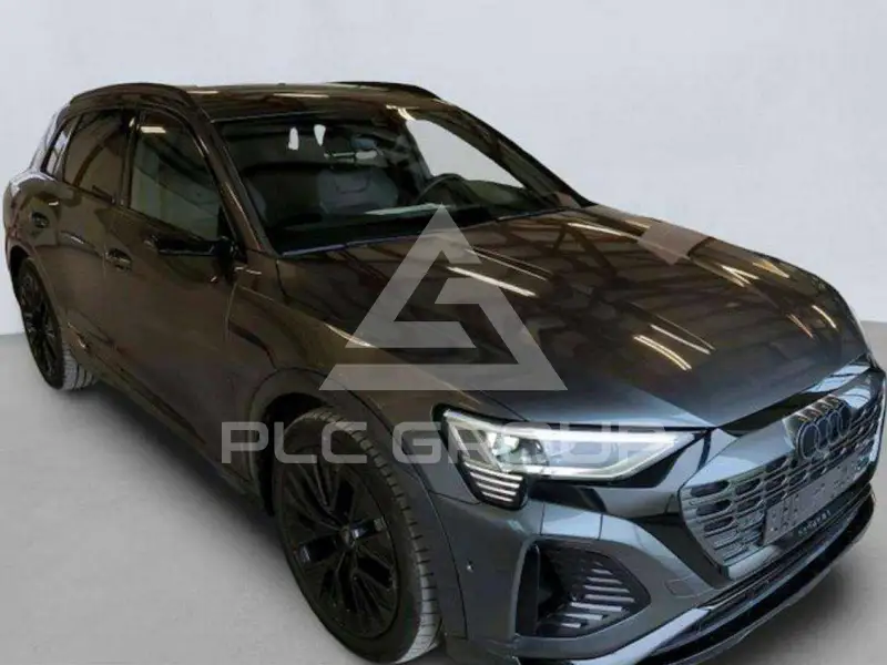 2023 Audi SQ8