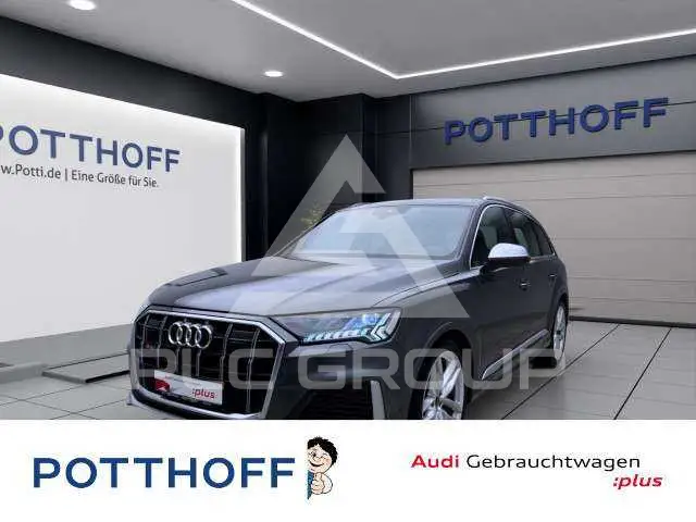 2023 Audi SQ7