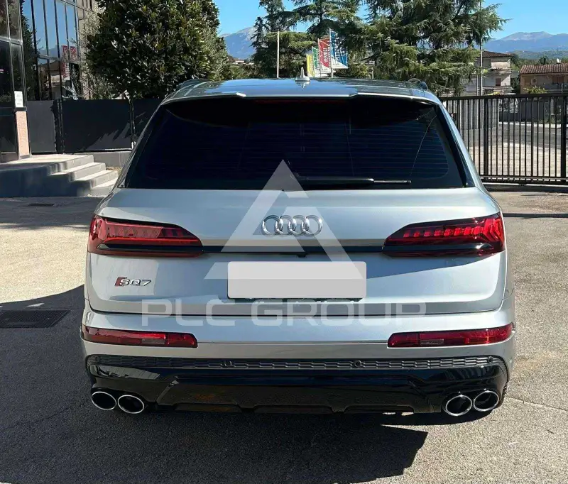 2023 Audi SQ7
