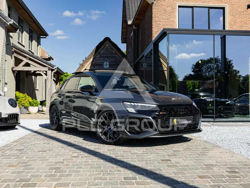 2023 Audi RS3