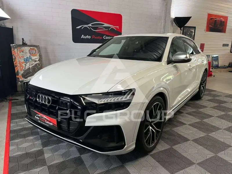 2023 Audi SQ8