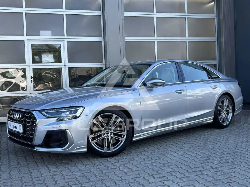 2023 Audi S8