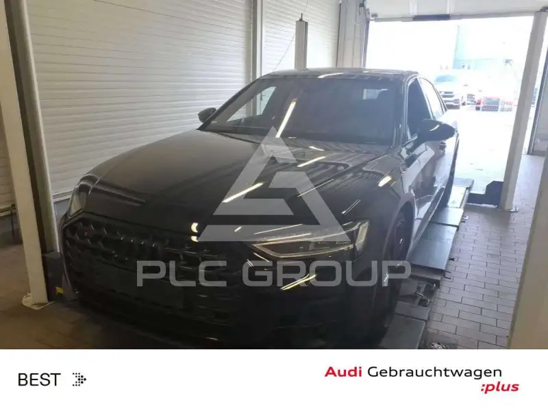 2023 Audi S8