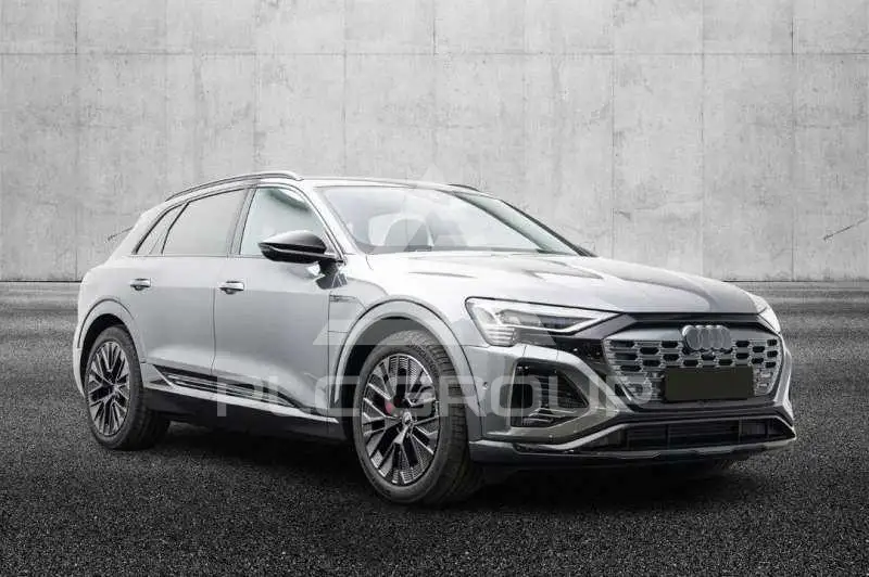 2023 Audi Q8