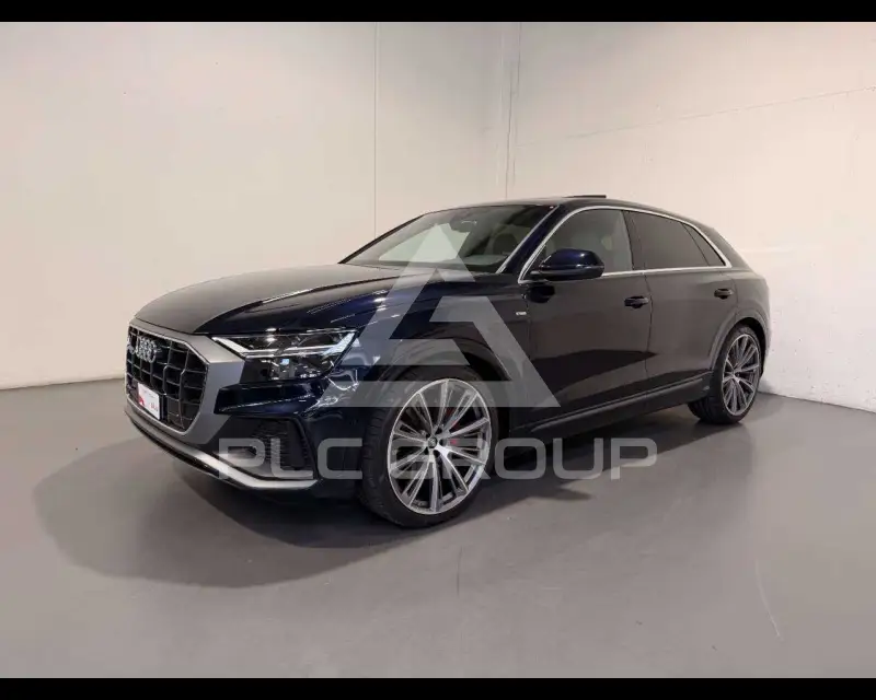 2023 Audi Q8