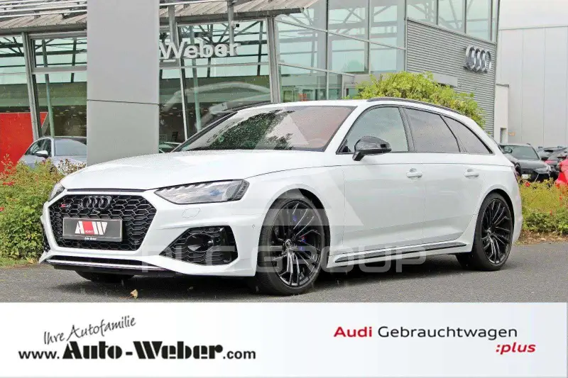 2023 Audi RS4