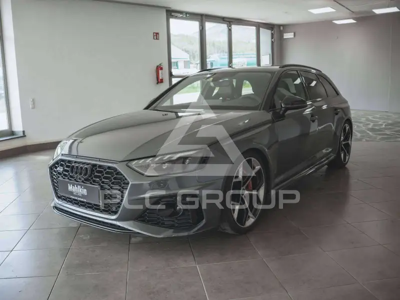 2023 Audi RS4
