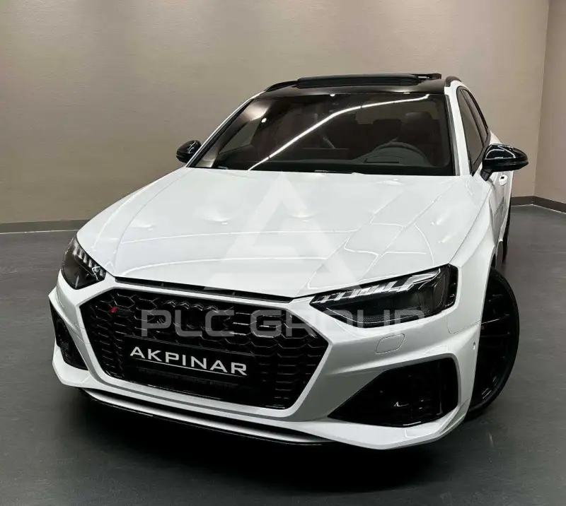 2023 Audi RS4