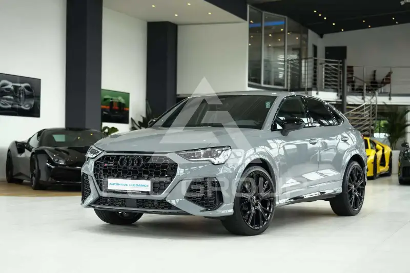 2023 Audi RSQ3