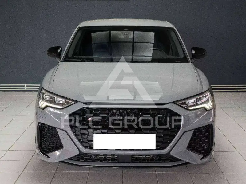 2023 Audi RSQ3