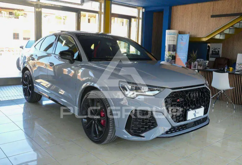 2023 Audi RSQ3
