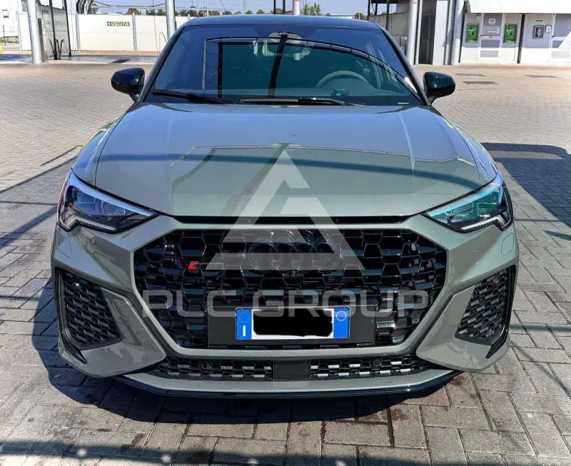 2023 Audi RSQ3