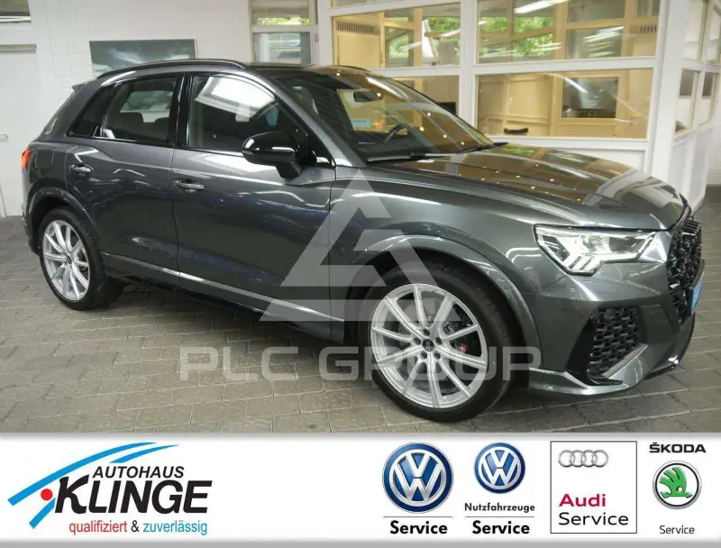 2023 Audi RSQ3