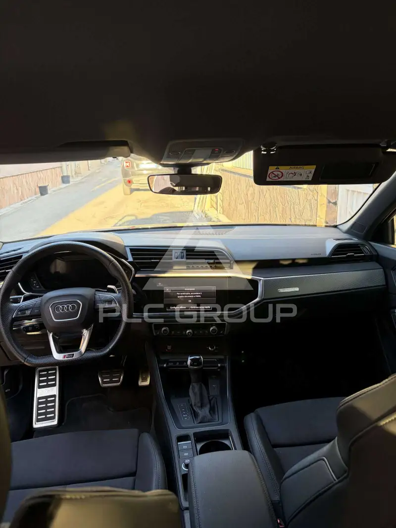 2023 Audi RSQ3