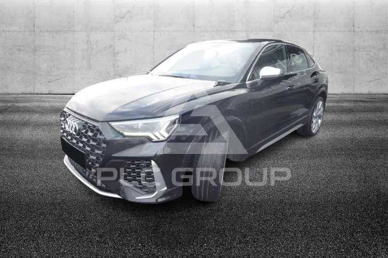 2023 Audi RSQ3