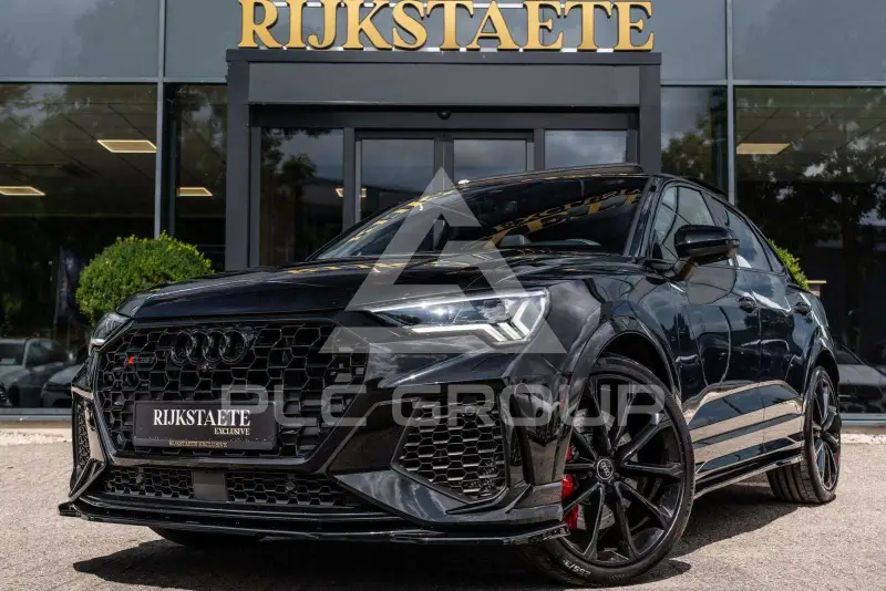 2023 Audi RSQ3