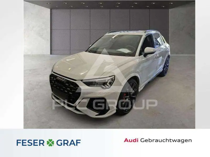 2023 Audi RSQ3