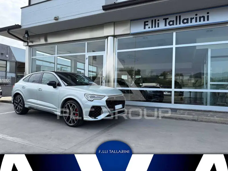 2023 Audi RSQ3